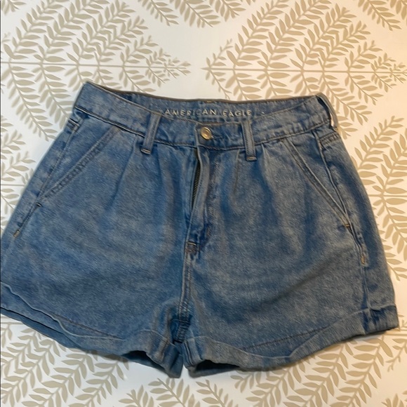 American Eagle Outfitters Mom Short Style Size 2 - Picture 1 of 12